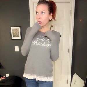 Hollister Gray Women's Top with Lace Hem all made of stardust small S